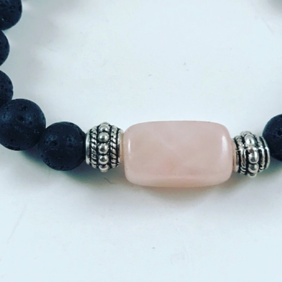 Lava rock oil diffuser rose quartz boho bracelet - Picture 8 of 9